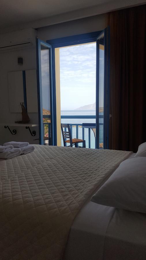 Finiki Villas *